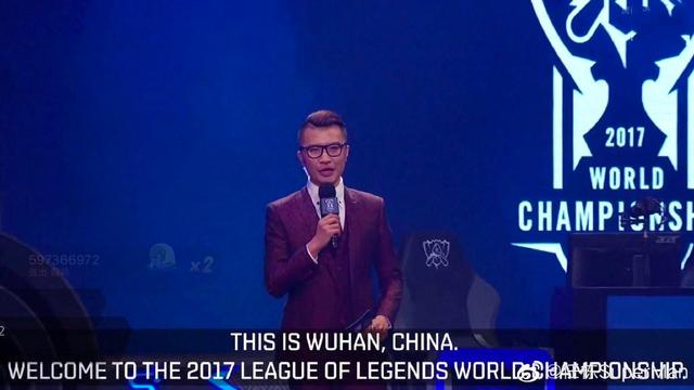 任栋微博发图怀念S赛，配文为LPL战队加油，网友：赶紧回来吧