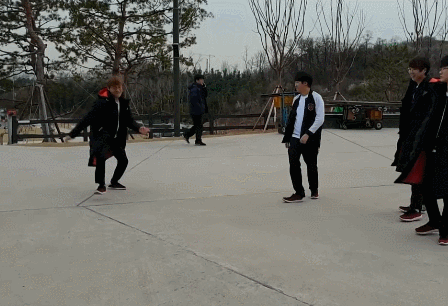 SKT都是幼稚鬼，Faker平时玩这些游戏，宁王都不敢玩