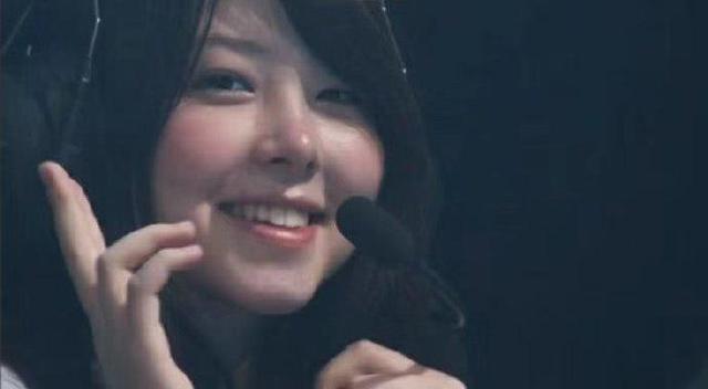 LOL巴西联赛女选手首战1/0/15,人美身材好还是王者 网友:爱了