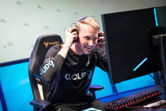 英雄同盟:C9 Zven——我在努力填补Sneaky离往的空缺